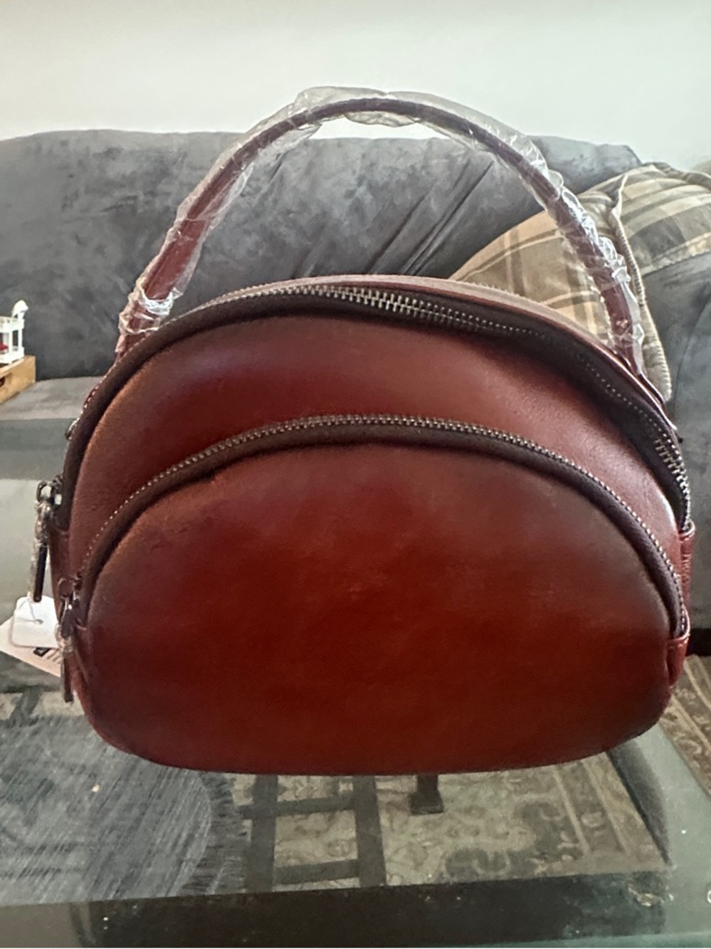 Women’s purse with 2 straps leather crossbody